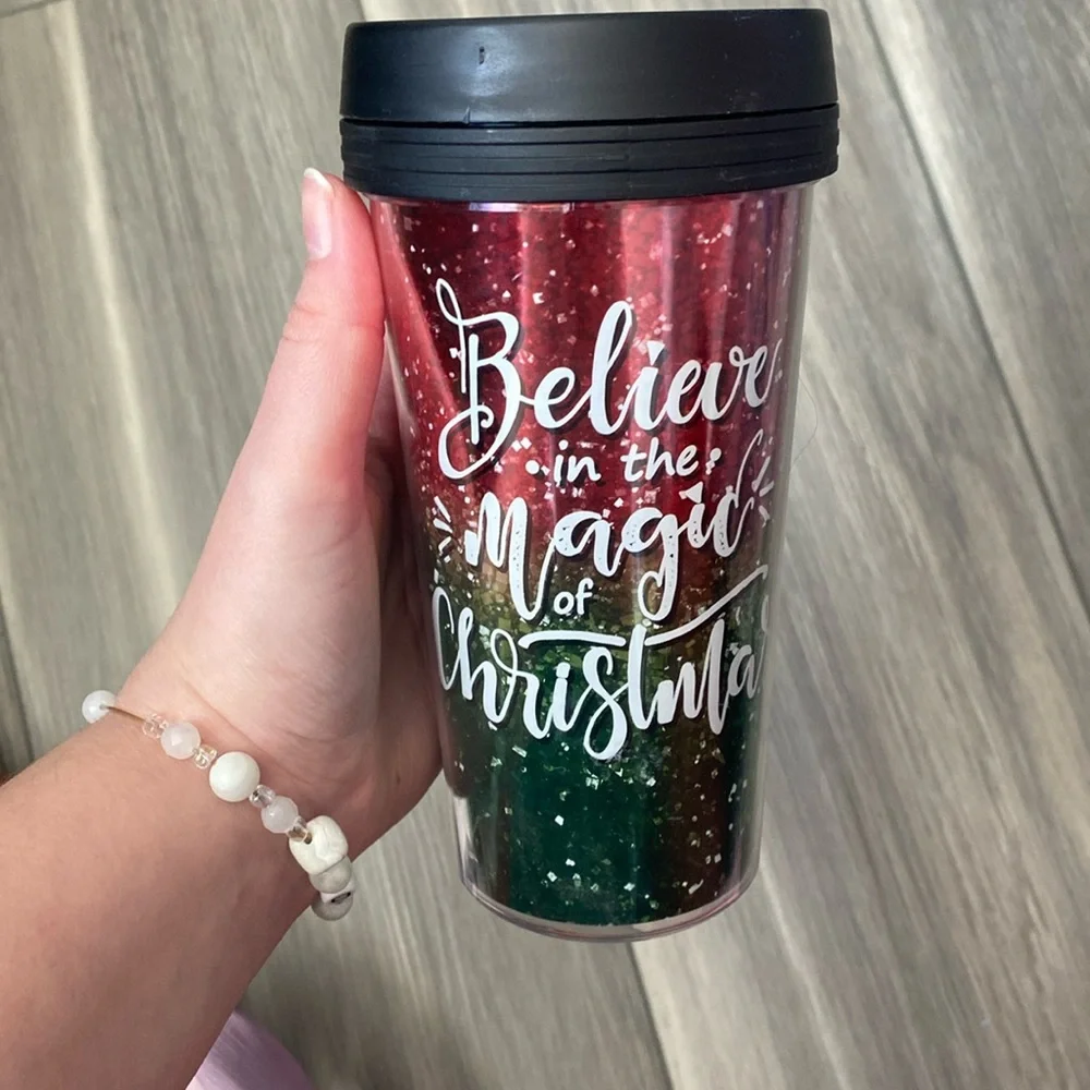 Christmas cup- brand new - Picture 1 of 2